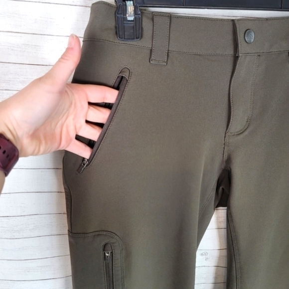 L.L. BEAN BOOT CUT OLIVE GREEN HIKING PANTS, SZ 4 - Picture 3 of 13